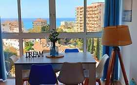 Beautiful Sea Views Cozy Apartment 350 M From Beach